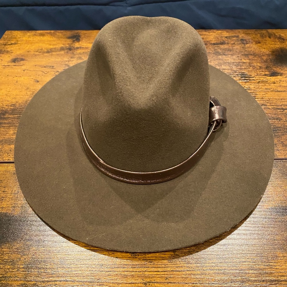 Goorin Bros. Golden Wonder felt Fedora.